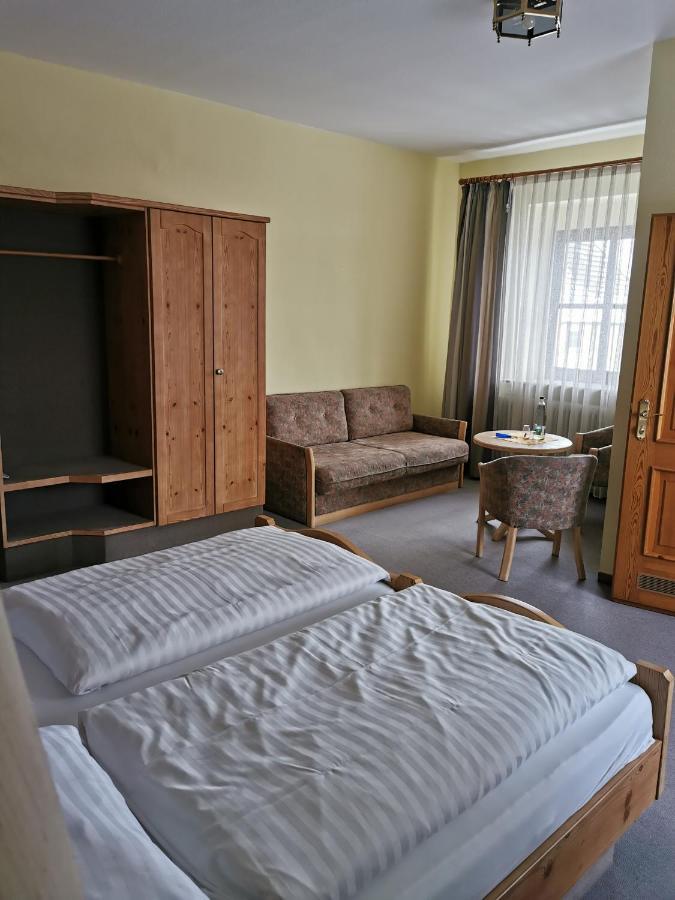 Alte Post Neuses Hotel Prichsenstadt Eksteriør billede